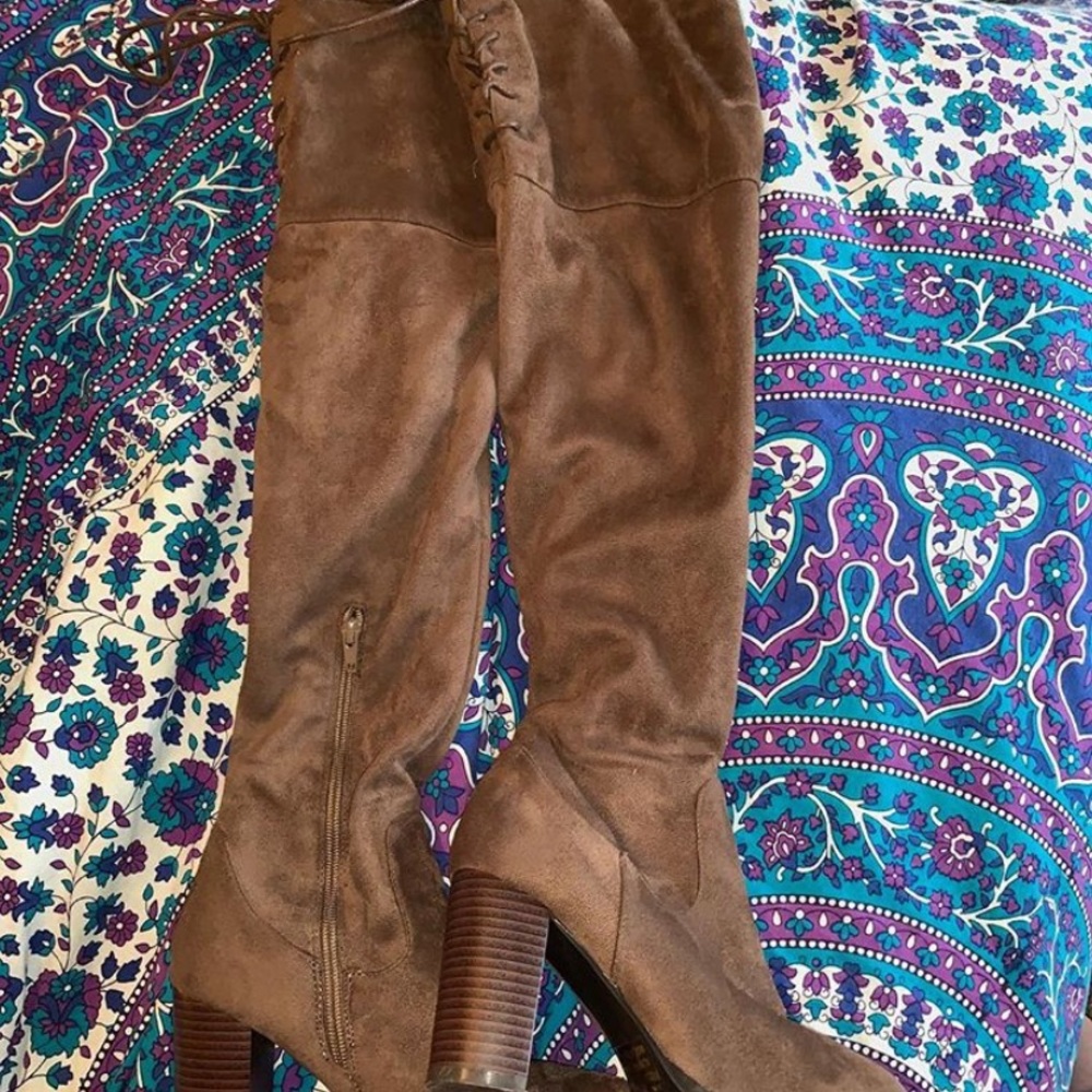 over the knee boots